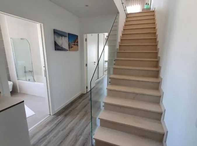 Peter Townhouse Nazare