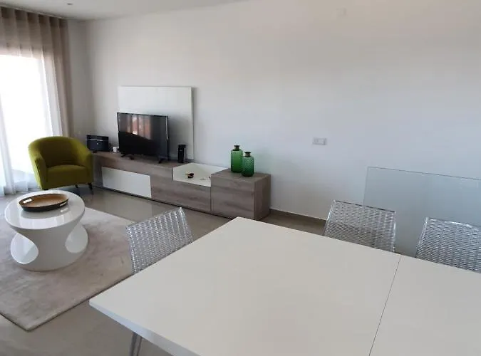 Peter Townhouse * Nazare